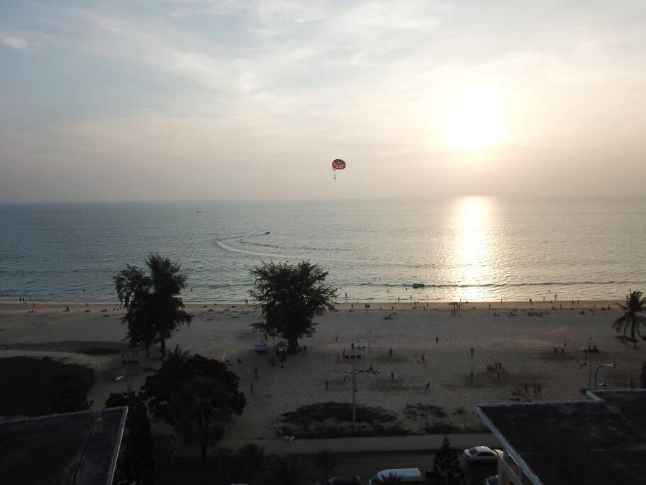 Karon Sea View Beach Apartment Exterior foto