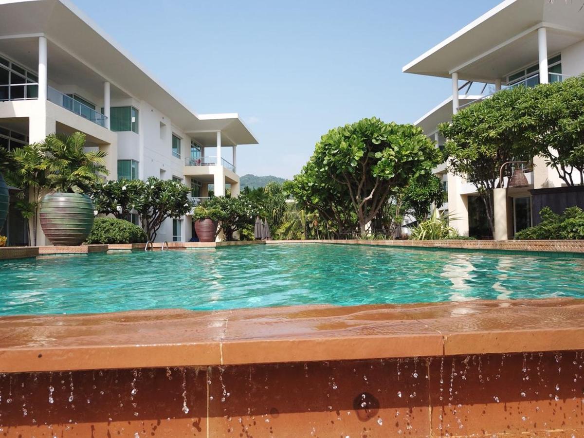 Karon Sea View Beach Apartment Exterior foto